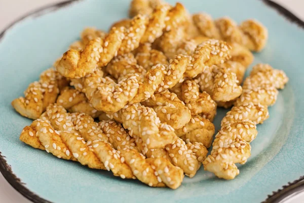 Salty sticks with sesame