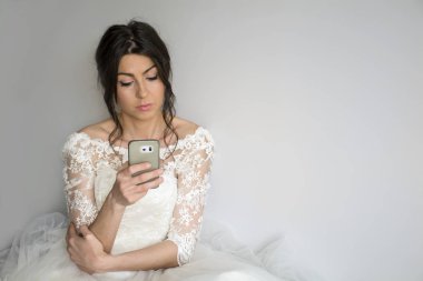 Sad ve onu düğün günü içinde endişe gelin