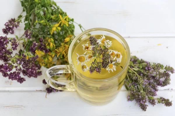 Cup Healthy Herbal Tea Dried Chamomile Oregano Thyme Tutsan — Stock Photo, Image
