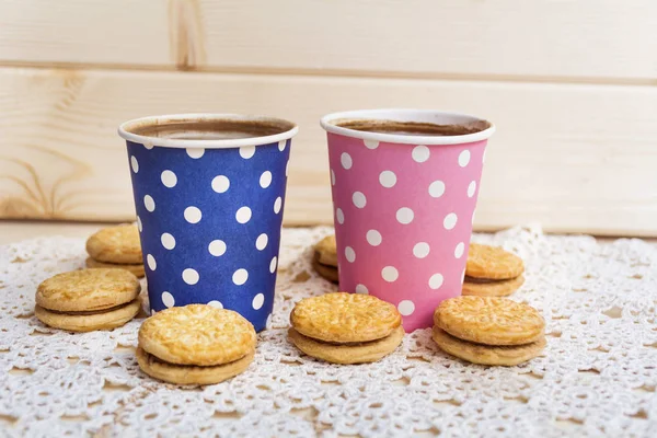 Café Con Galletas Sobre Fondo Madera —  Fotos de Stock