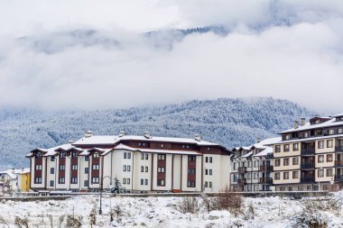 Güzel kış dağ kayak merkezi ile Bansko, Bulgaristan için otel bulundu