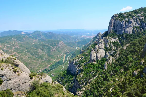 Βουνά Από Τεράστιους Βράχους Στην Ισπανία Καταλονία — Φωτογραφία Αρχείου
