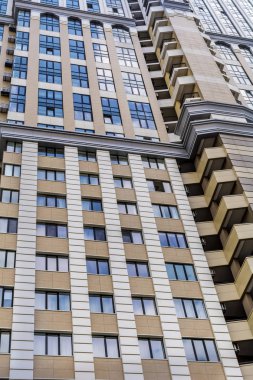 Kiev, Ukrayna - 15 Mayıs 2019: Modern Bina Gökdelenlerinin Alt Açı Görünümü