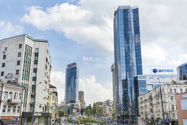 Kiev Ukraina Maj 2019 Flygfoto Över Staden Med Moderna Byggnad — Stockfoto