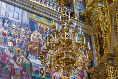 Kiev, Ukrayna 05 Mayıs 2019: Ortodoks Kilisesinin Çatısı Üzerinde İsa 'yla Antik Fresco.