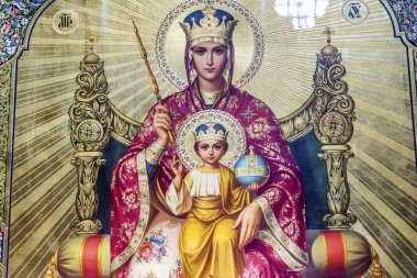 Kiev, Ukrayna 05 Mayıs 2019: Ortodoks Kilisesi Duvarında Azizlerle Antik Fresco.