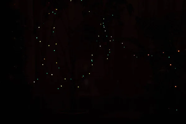 Luces Multicolor Borrosa Noche Festiva Sobre Fondo Oscuro — Foto de Stock