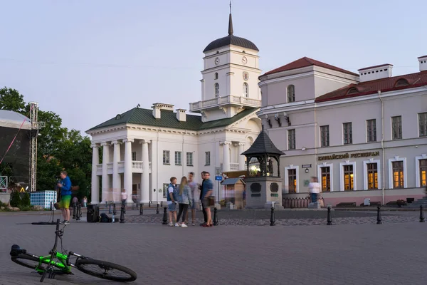 Minsk Bielorrusia Mayo 2018 Hermoso Edificio Blanco Del Antiguo Ayuntamiento —  Fotos de Stock