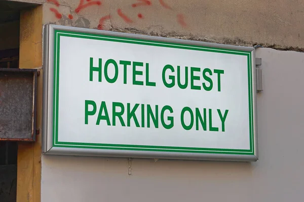 Hotel Guest Parking Only Reserved Sign Board Wall — Stock Photo, Image