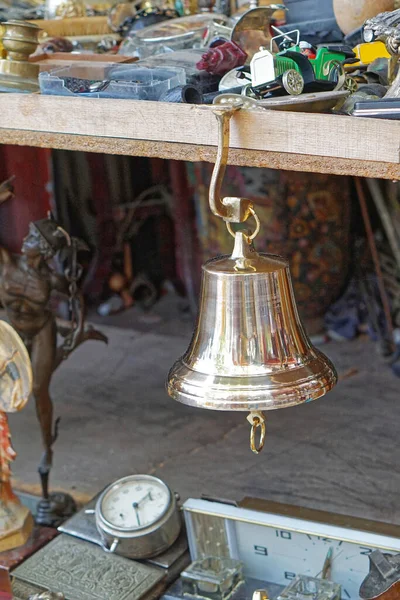 Campana Latón Para Barco Mercadillo — Foto de Stock