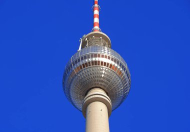 Berlin, Almanya doğu kesiminde Tv Kulesi (Fernsehturm)