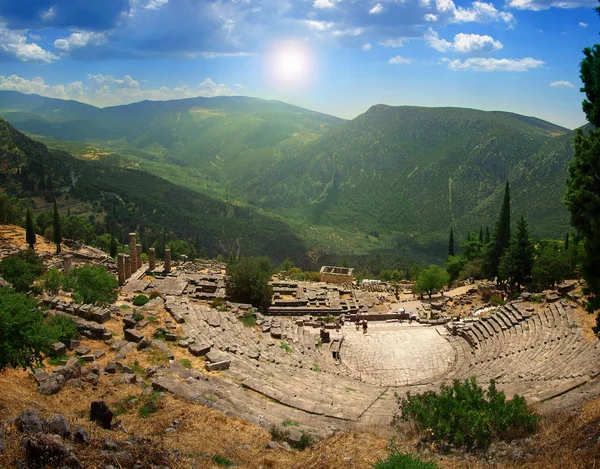 Antigo Teatro Delphi Local Arqueológico Mundialmente Famoso Grécia Fotos De Bancos De Imagens Sem Royalties