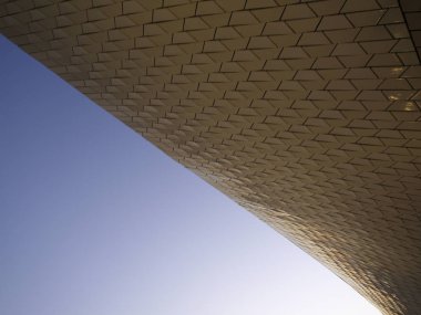 Perspektif görünümü Lizbon, Portekiz Maat müzede mids Ekim 2018 dokular.