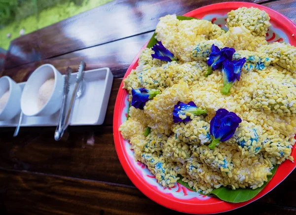 Fasulyeli puf, Tayland tatlısı (Kanom Tua Pap)
