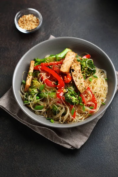 Rice Noodles Chicken Food Closeup — Stock Photo, Image