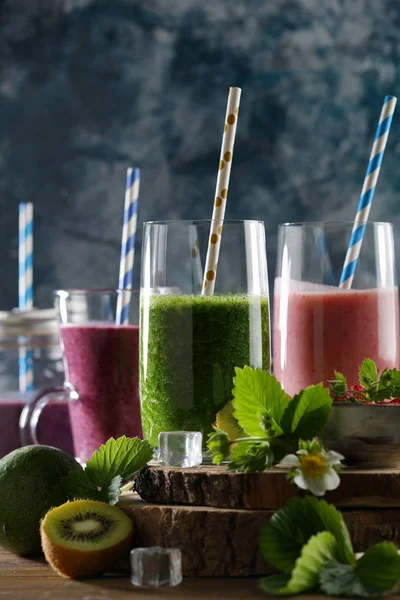 Bebidas Desintoxicação Verão Frutas Estilo Vida Saudável — Fotografia de Stock
