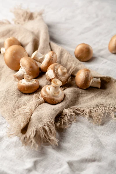 Raw Mushrooms Napkin — Stock Photo, Image