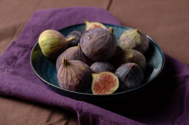 Plaka ham taze incir