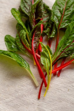 Taze swiss chard yukarıdaki