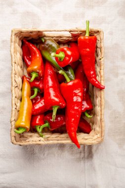 Kutusunda kırmızı pul biber