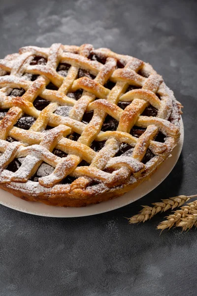 Fresh homemade pie close-up — Stock Photo, Image