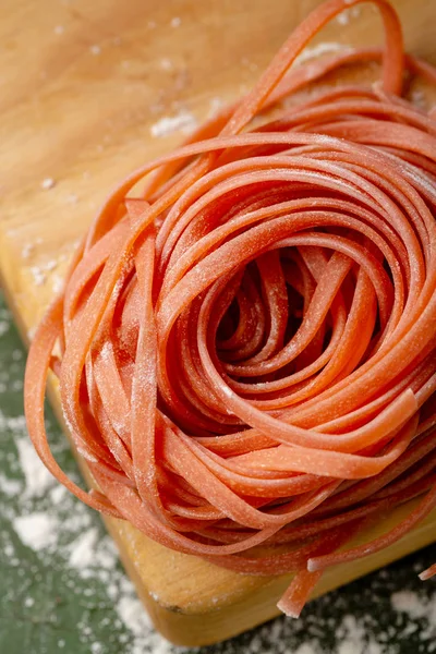 Traditionell pasta ovanifrån — Stockfoto