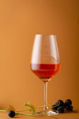  Cam ve üzüm şarap