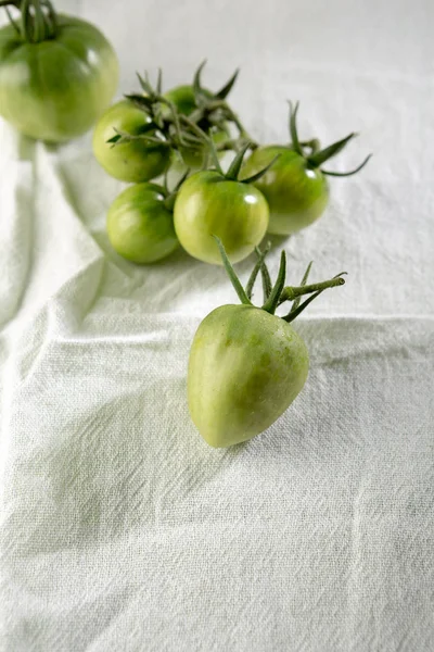 Green Tomatoes White Fabric — Stock Photo, Image