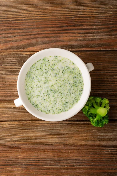 Sopa de brócoli cremoso con queso — Foto de Stock