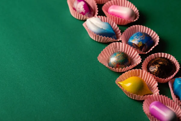 Çikolata şekerli yiyecek arka planı koleksiyonu ve kopyalama alanı — Stok fotoğraf