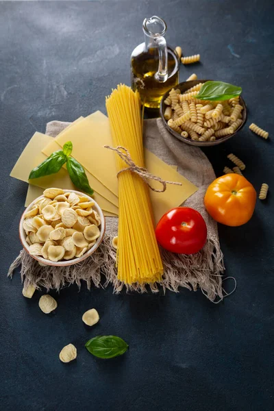 Ingredienser För Matlagning Italiensk Pasta — Stockfoto