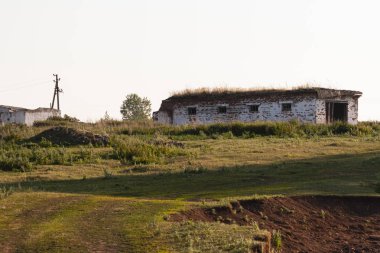 Eski yıkılan kollektif çiftlik