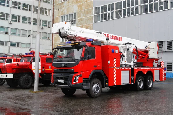 Uniper Surgut Gres Parte Combate Incêndios 134 Surgut Rússia 2014 — Fotografia de Stock