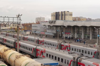 Surgut, Rusya Federasyonu. 10/04/2018. Tren İstasyonu Surgut.
