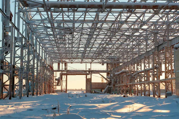 Das Skelett Der Stahlkonstruktion Des Rohbaus Wintertag — Stockfoto