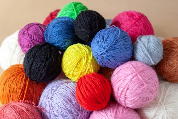 A bunch of colorful yarn balls. — Stock Photo, Image