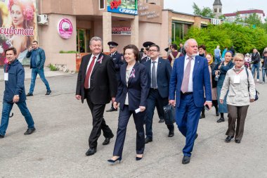 Surgut Yıldönümü - 425 yıl. Tatil - Rusya günü. Governo