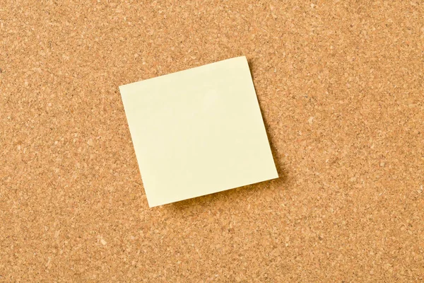 Empty Yellow Sticky Paper Memo Note Cork Board Copy Space — Stock Photo, Image