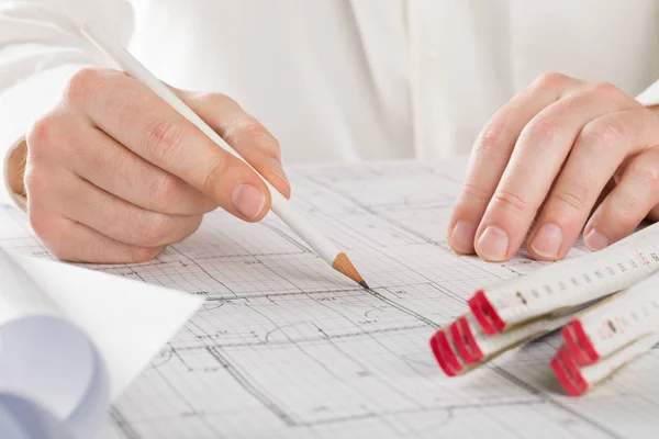 건축가 청사진 계획에 연필로 — 스톡 사진