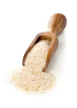 Psyllium kabuğu yığını da isabgol ahşap Kepçe w üzerinde denir