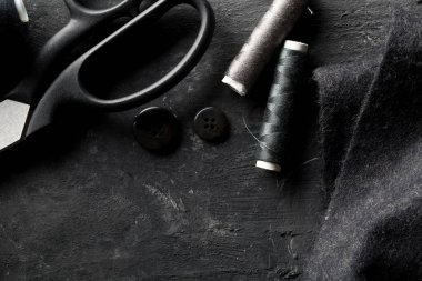 Düğmeli düz döşeme üst görünüm dikiş takımları, tekstil kumaşı, thr