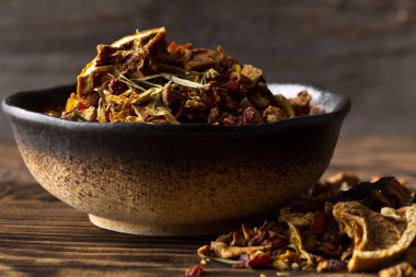 Portakal ve çilek ile kurutulmuş meyve çay infüzyon yığını