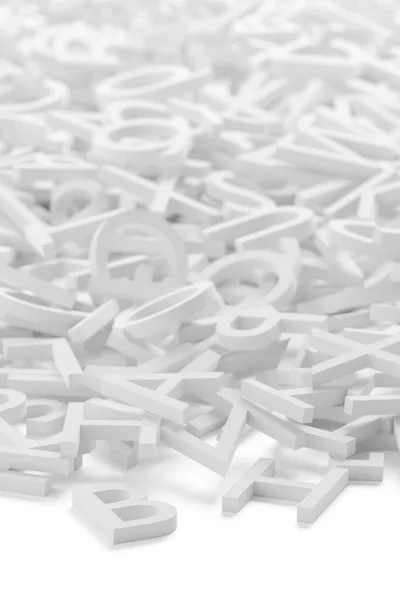 Mucchio Lettere Bianche Monocromatiche Carattere Alfabetico Sfondo Bianco Letteratura Educazione — Foto Stock