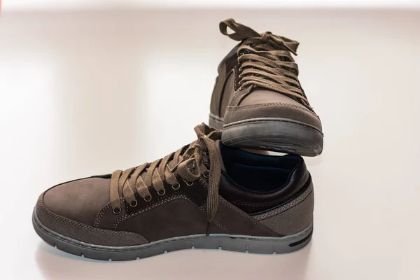 Yeni erkek ayakkabı