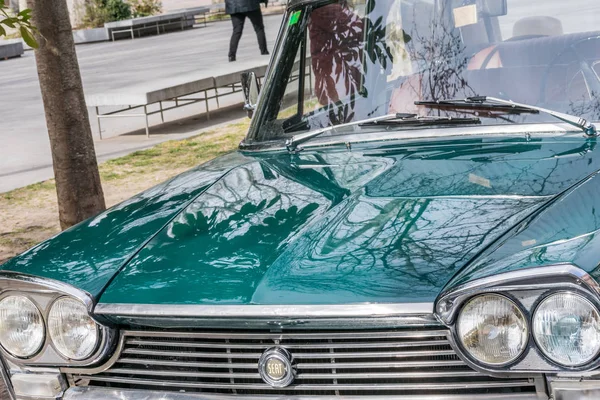 Valladolid, Spanien - 3. März 2019: Oldtimertreffen — Stockfoto