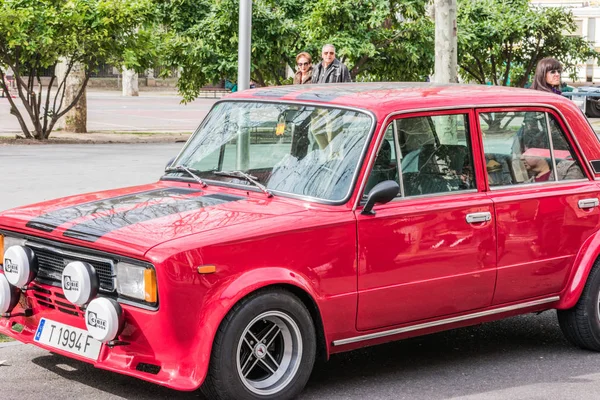 Valladolid, Spanien - 3. März 2019: Oldtimertreffen — Stockfoto