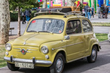 Valladolid, İspanya - 3 Mart 2019: Veteran araçlar Toplantı