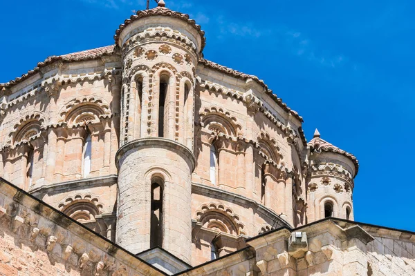 Detalhe da cúpula de uma igreja católica — Fotografia de Stock