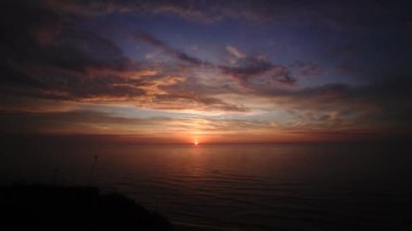 Baltık Denizi cape Kolka Letonya üzerinde gün batımı