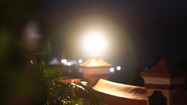 Gece Hindistan'da ışık